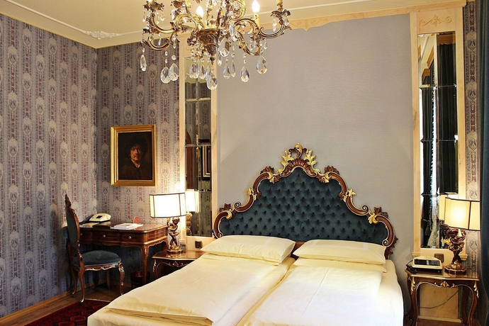 Imagen de la habitación del Hotel Palais Porcia. Foto 2