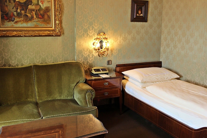 Imagen de la habitación del Hotel Palais Porcia. Foto 3