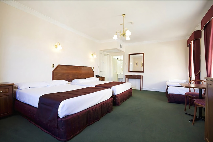Imagen de la habitación del Hotel Palais Royale. Foto 7