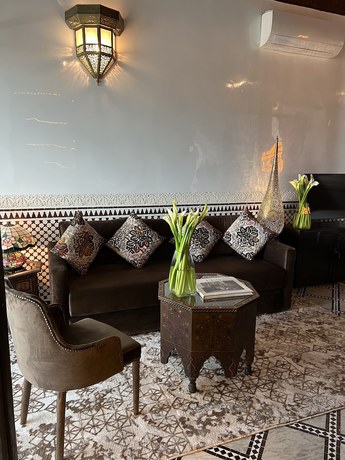 Imagen de la habitación del Hotel Palais de F&egrave;s Suites and Spa. Foto 4