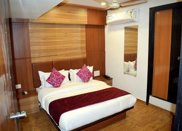 Imagen de la habitación del Hotel Palak Palace. Foto 4