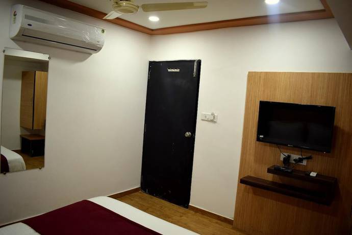 Imagen de la habitación del Hotel Palak Palace. Foto 5