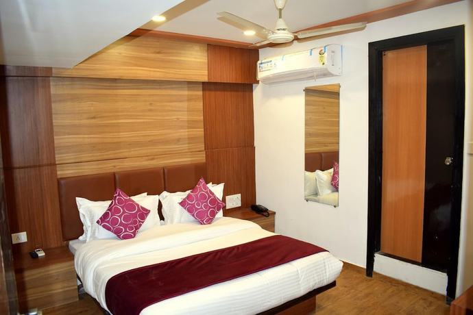Imagen de la habitación del Hotel Palak Palace. Foto 16