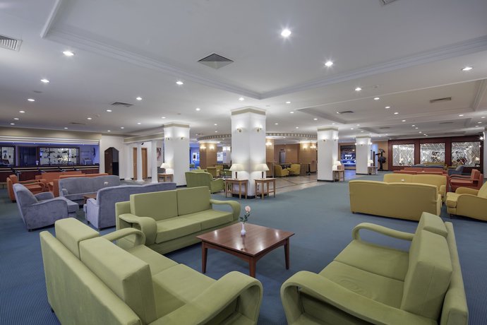 Imagen de los interiores del Hotel Palan. Foto 10