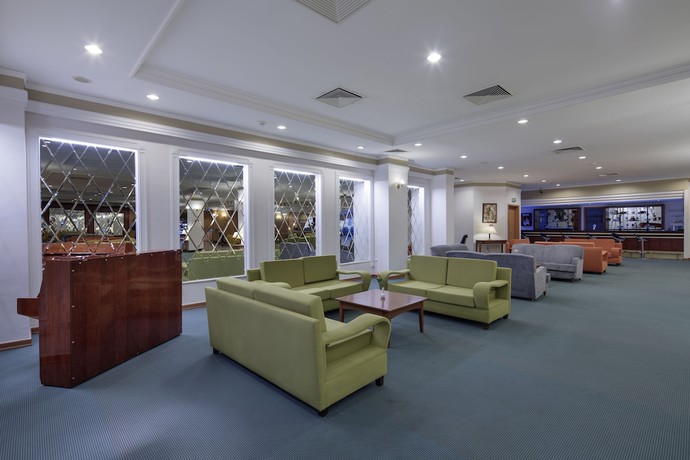 Imagen de los interiores del Hotel Palan. Foto 12