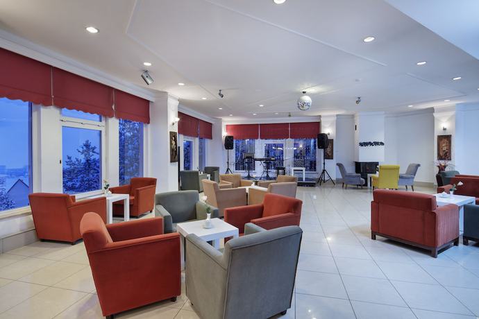 Imagen de los interiores del Hotel Palan. Foto 13