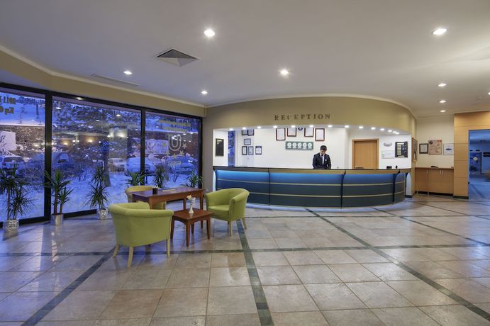 Imagen de los interiores del Hotel Palan. Foto 14