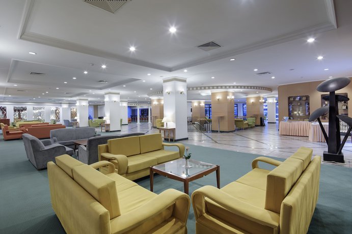 Imagen de los interiores del Hotel Palan. Foto 17