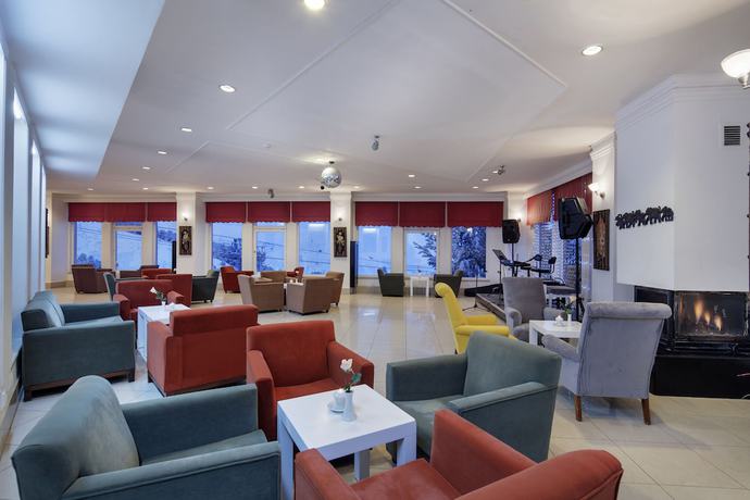 Imagen de los interiores del Hotel Palan. Foto 19