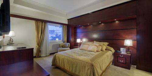 Imagen de la habitación del Hotel Palan Ski & Convention Resort. Foto 7