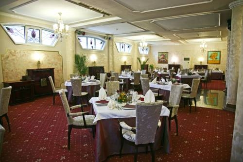 Imagen general del Hotel Palas, Kazanlak. Foto 27