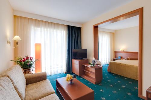 Imagen general del Hotel Palas, MAMAIA. Foto 7