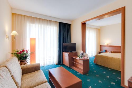 Imagen general del Hotel Palas, MAMAIA. Foto 8