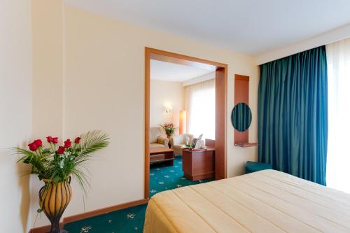 Imagen general del Hotel Palas, MAMAIA. Foto 11