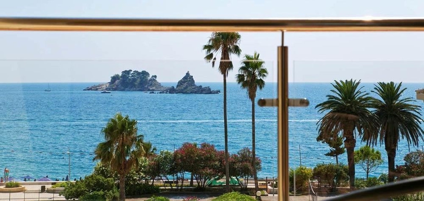 Imagen de los exteriores del Hotel Palas, Petrovac. Foto 11