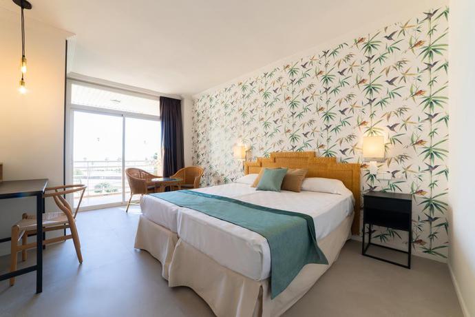 Imagen de la habitación del Hotel Palas Pineda. Foto 10