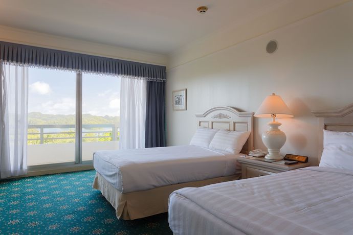 Imagen de la habitación del Hotel Palasia Palau. Foto 4