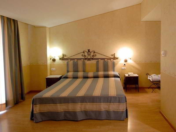 Imagen de la habitación del Hotel Palasiet Thalasso Clinic & Hotel. Foto 2