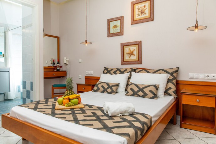 Imagen de la habitación del Hotel Palatia. Foto 15