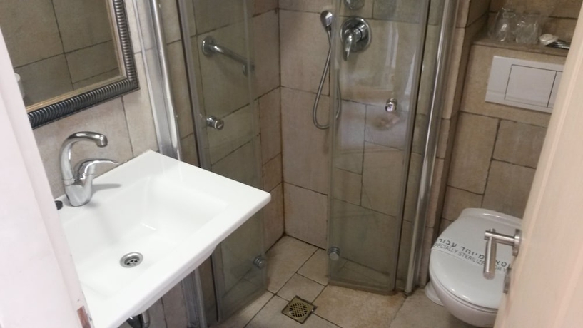 Imagen de la habitación del Hotel Palatin Jerusalem. Foto 11