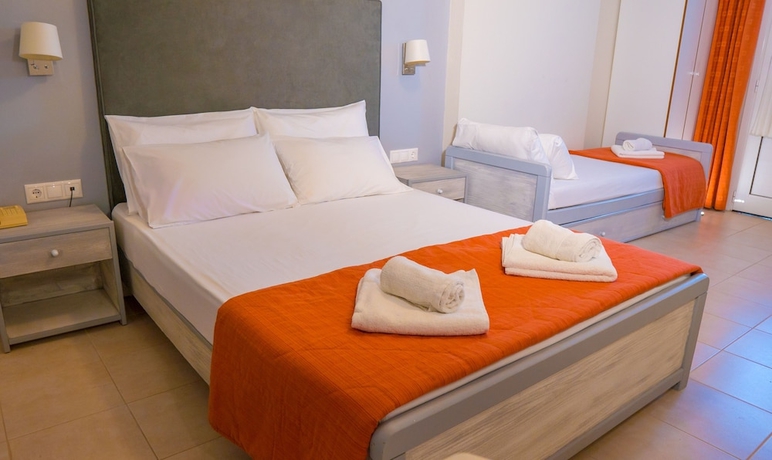 Imagen de la habitación del Hotel Palatino, Lixouri. Foto 7