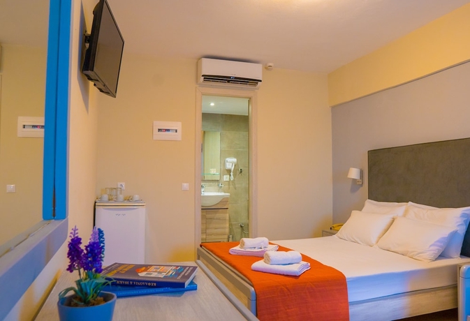 Imagen de la habitación del Hotel Palatino, Lixouri. Foto 12