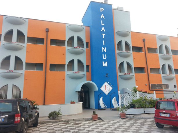 Imagen general del Hotel Palatinum. Foto 2