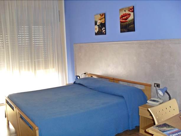 Imagen de la habitación del Hotel Palatinum. Foto 12