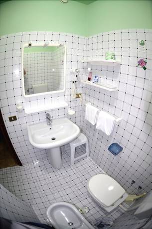 Imagen de la habitación del Hotel Palatinum. Foto 16