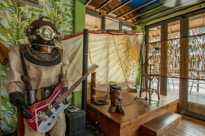 Imagen del bar/restaurante del Hotel Palau Central. Foto 9