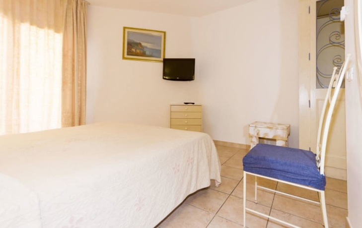 Imagen de la habitación del Hotel Palau City. Foto 17