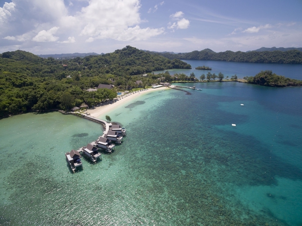 Imagen general del Hotel Palau Pacific Resort and The Pristine Villas and Bungalows. Foto 1