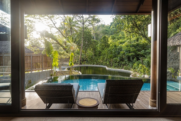 Imagen de la habitación del Hotel Palau Pacific Resort and The Pristine Villas and Bungalows. Foto 17