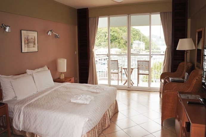 Imagen de la habitación del Hotel Palau Royal Resort. Foto 9