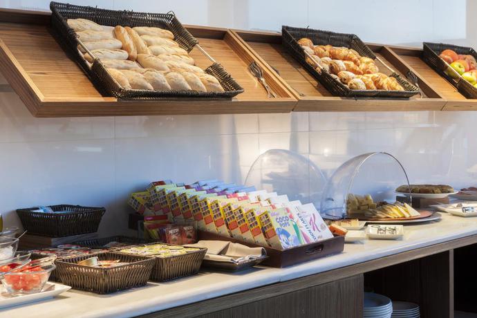 Imagen del bar/restaurante del Hotel Palau de Bellavista Girona by URH. Foto 3