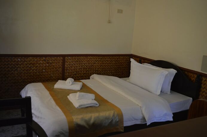 Imagen de la habitación del Hotel Palawan Seaview Resort. Foto 16