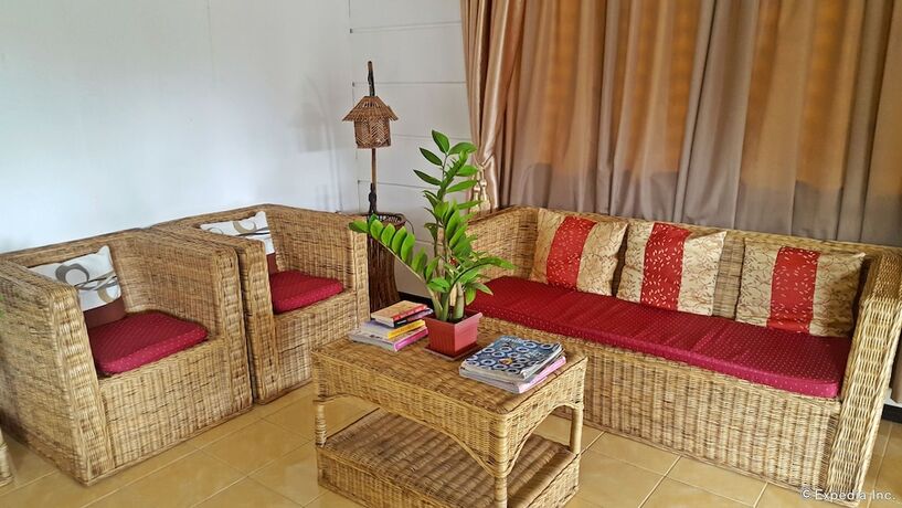 Imagen de los interiores del Hotel Palawan Seaview Resort. Foto 19