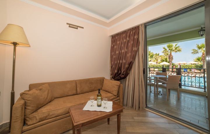 Imagen de la habitación del Hotel Palazetto Suites Zakynthos - Adults Only. Foto 8