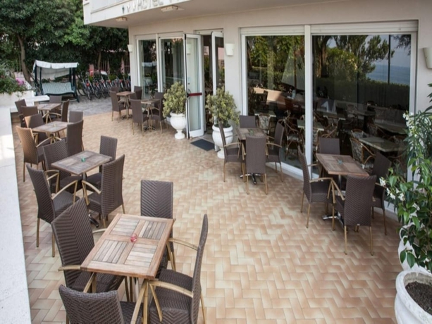 Imagen del bar/restaurante del Hotel Palazzi. Foto 7