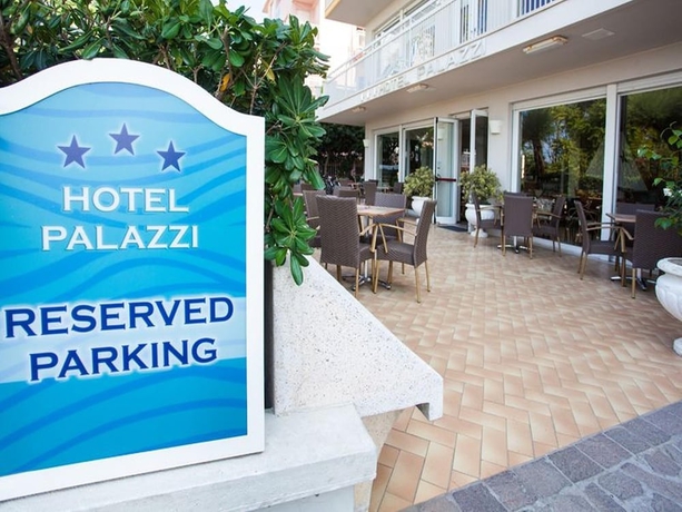 Imagen de los exteriores del Hotel Palazzi. Foto 18