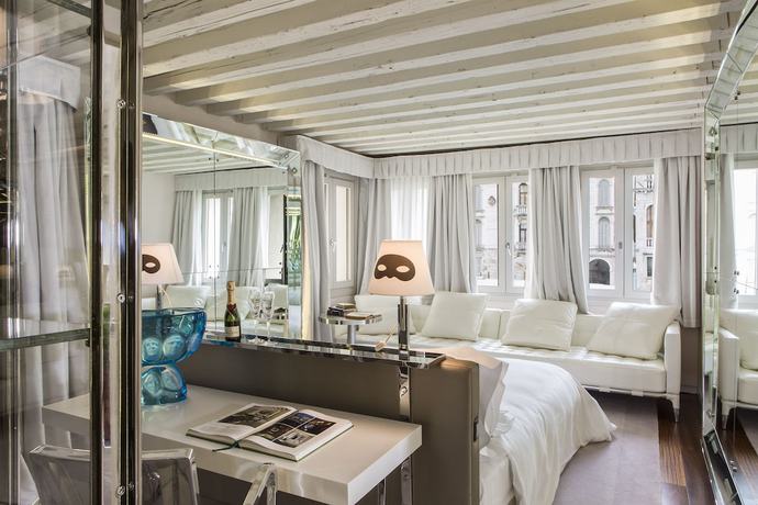 Imagen de la habitación del Hotel Palazzina Grassi. Foto 10