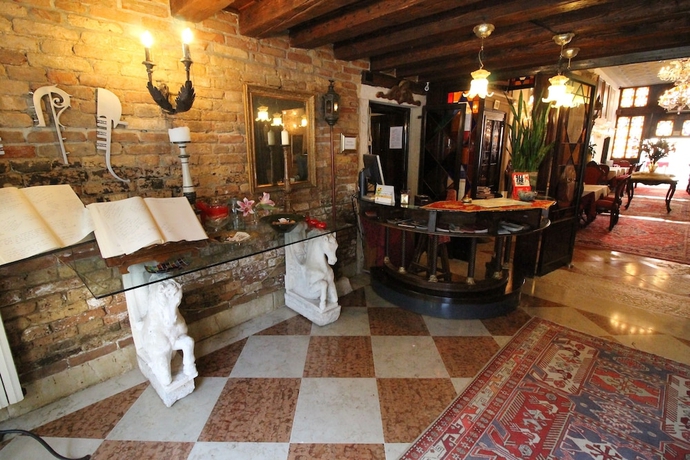 Imagen de los interiores del Hotel Palazzo Abadessa. Foto 18