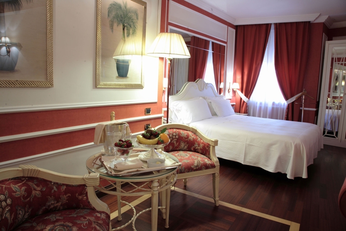 Imagen de la habitación del Hotel Palazzo Alabardieri. Foto 9