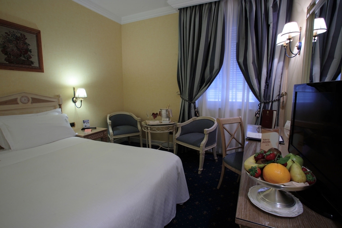 Imagen de la habitación del Hotel Palazzo Alabardieri. Foto 10