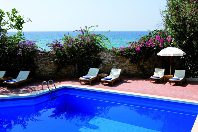 Imagen de la piscina del Hotel Palazzo Belmonte. Foto 14