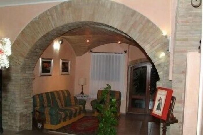 Imagen de los interiores del Hotel Palazzo Brunamonti. Foto 18