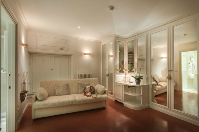 Imagen de los interiores del Hotel Palazzo Cardinal Cesi. Foto 9