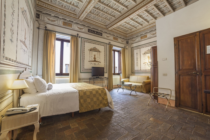 Imagen de la habitación del Hotel Palazzo Catalani Resort. Foto 9