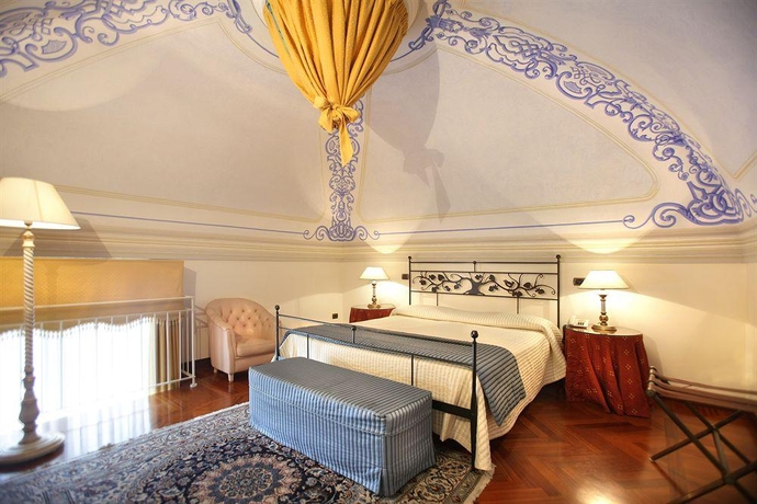 Imagen general del Hotel Palazzo Del Corso. Foto 14