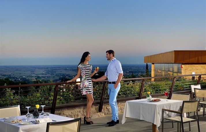 Imagen del bar/restaurante del Hotel Palazzo Di Varignana Resort and Spa. Foto 2